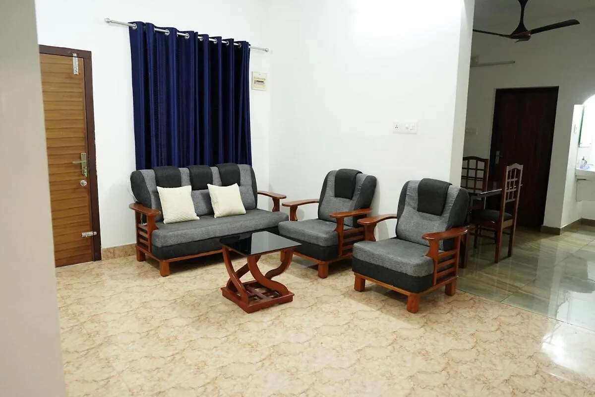 Aroha Residence - Sleek And Spacious Wayanad Villa Kalpatta 0*,