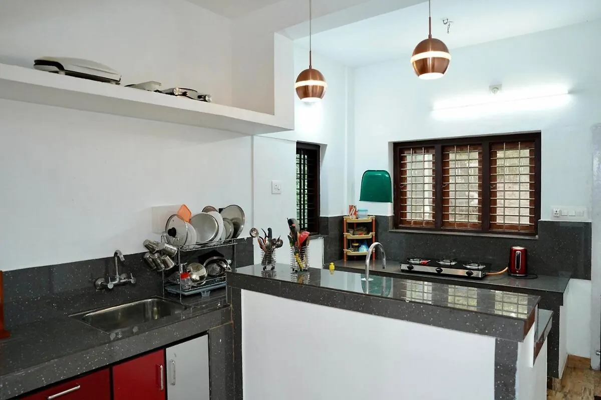 Aroha Residence - Sleek And Spacious Wayanad Villa Kalpatta 0*,